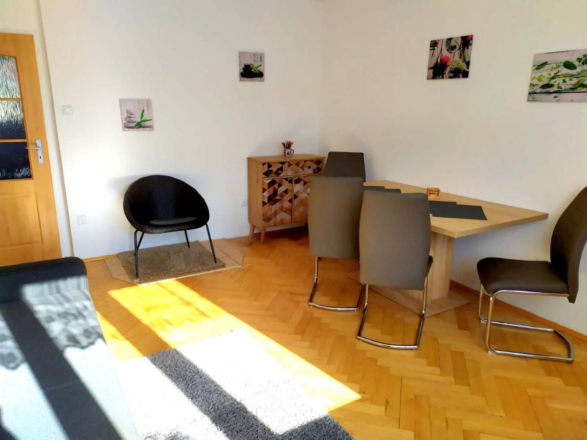 Апартаменти Apartman Destne 58 Дештне-в-Орлицьких-Горах Екстер'єр фото