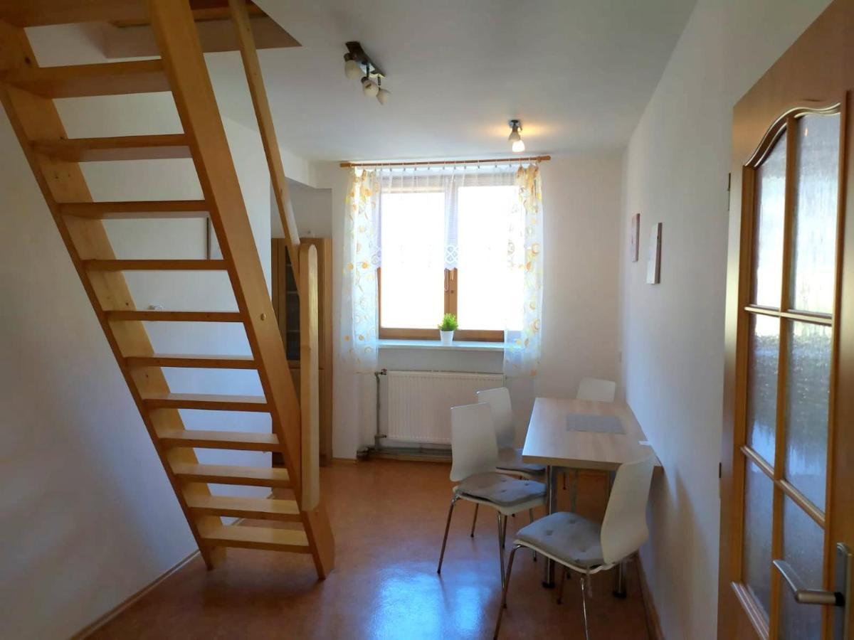 Апартаменти Apartman Destne 58 Дештне-в-Орлицьких-Горах Екстер'єр фото