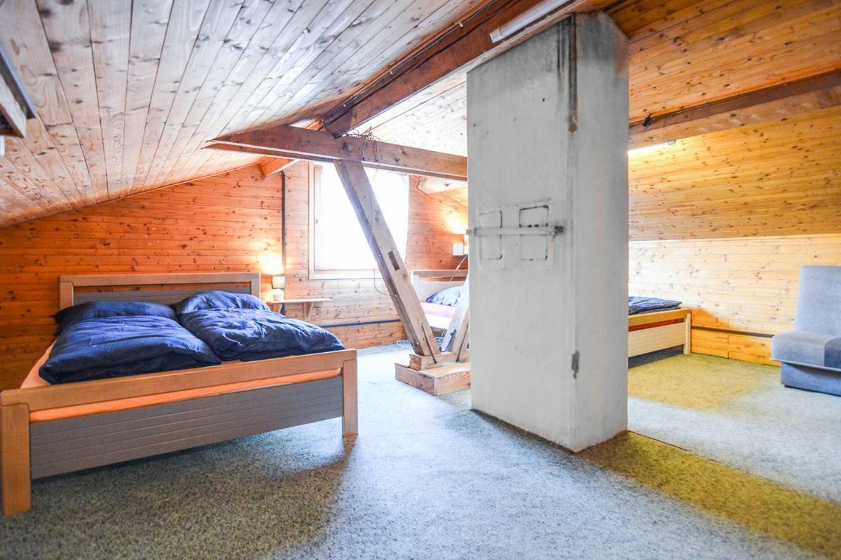 Апартаменти Apartman Destne 58 Дештне-в-Орлицьких-Горах Екстер'єр фото